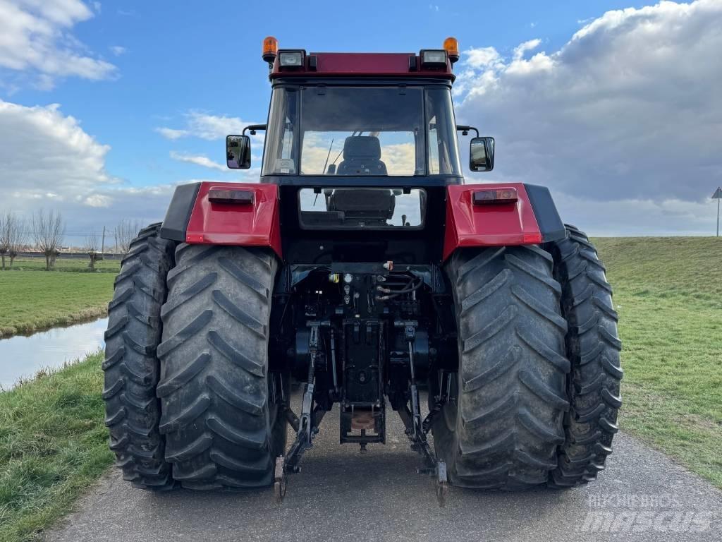 Case IH 1255 XL Tractoare