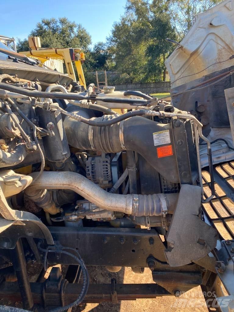 Ford F 650 SD Autobasculanta