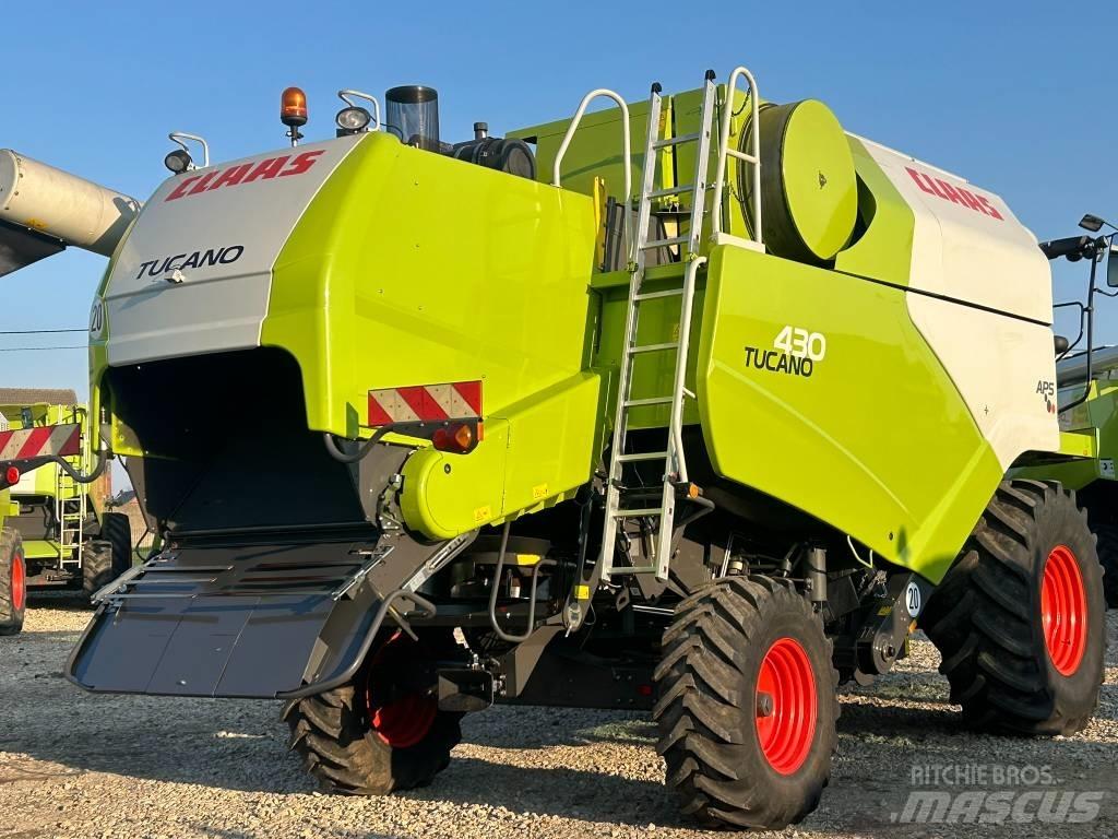 CLAAS Tucano 430 Combine de secerat