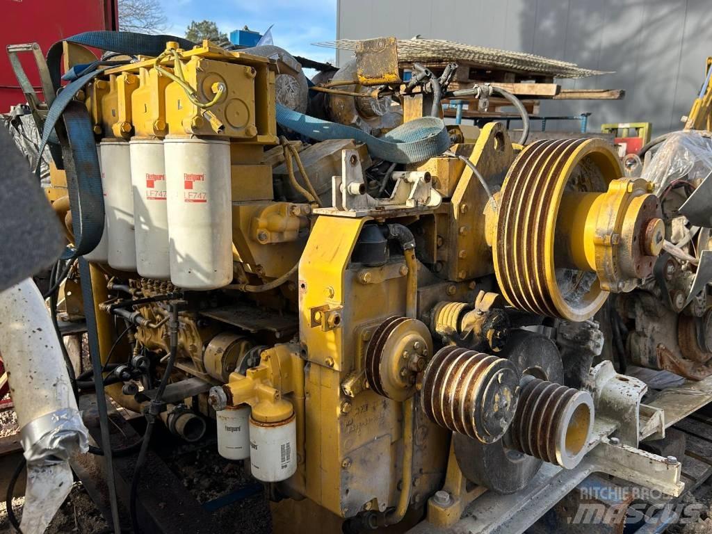 Komatsu SA12V140 Motoare