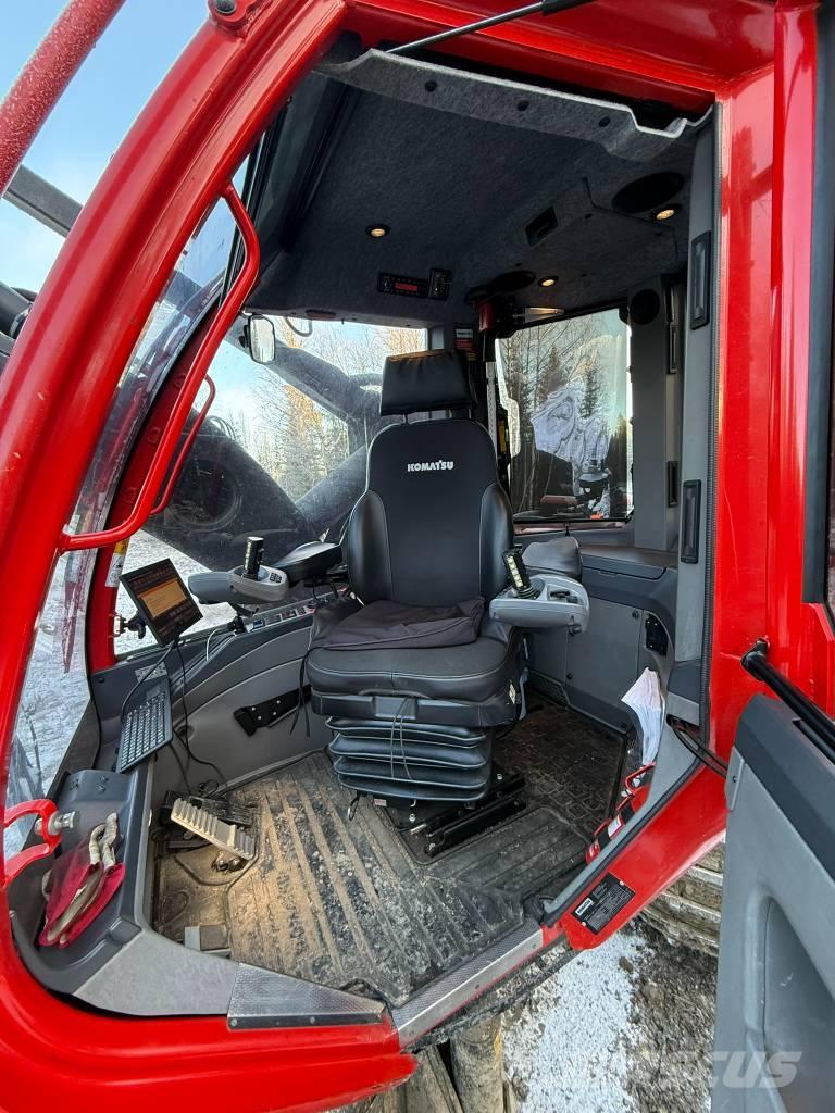 Komatsu 901 XC Combine forestiere