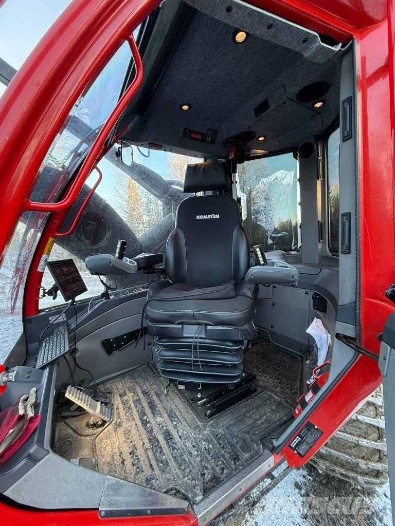 Komatsu 901 XC Combine forestiere