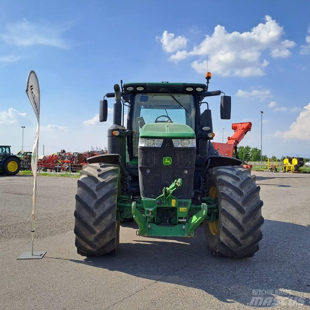 John Deere 7310 R Tractoare