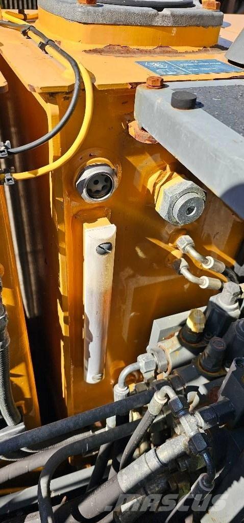 Liebherr LH 22 M Paleta de manipulare