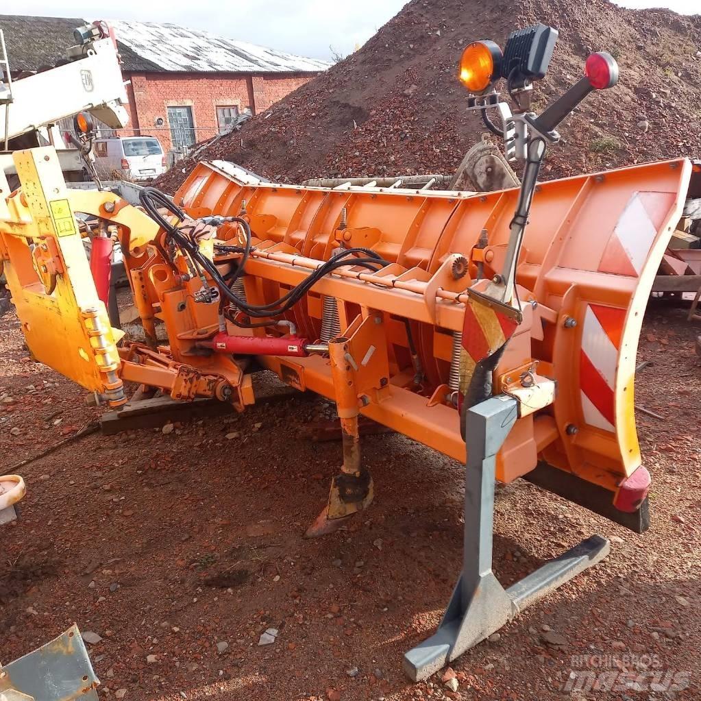 Rasco Kalnik 3,4 Utilaje întreţinere terenuri - Altele