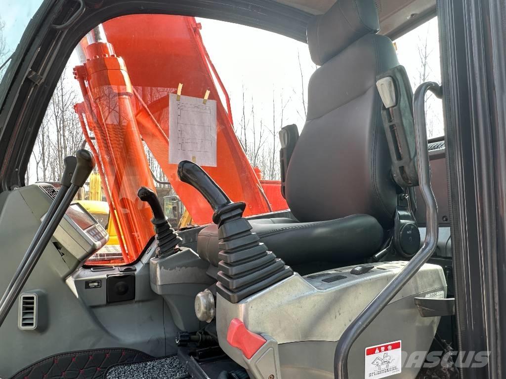 Doosan DX160LC Excavatoare pe șenile
