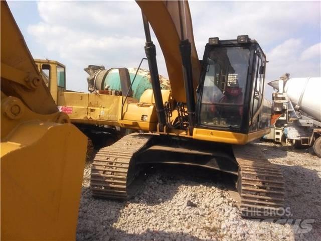 CAT 330B Excavatoare pe șenile
