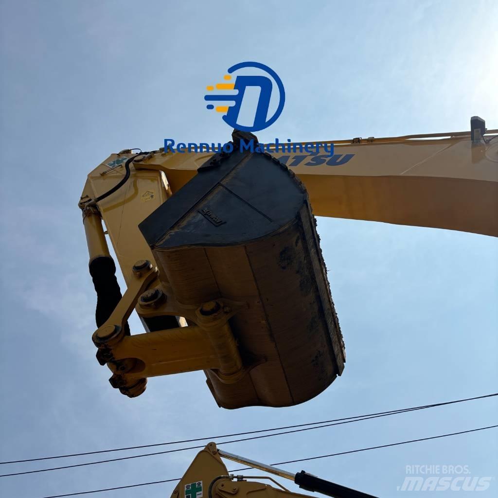 Komatsu PC450-8 Excavatoare pe șenile
