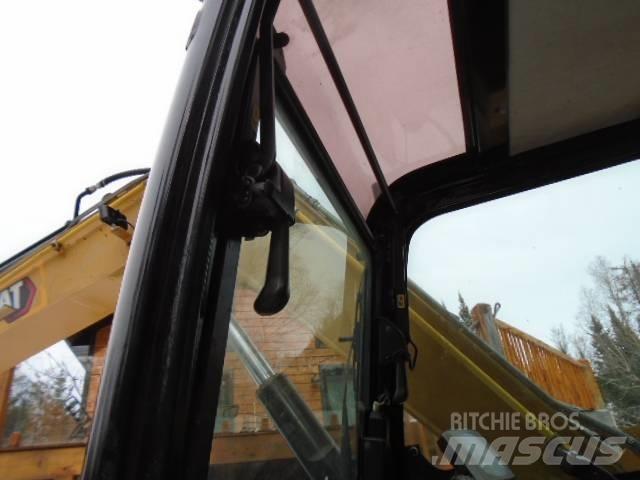 CAT 307 E2 Excavatoare pe șenile
