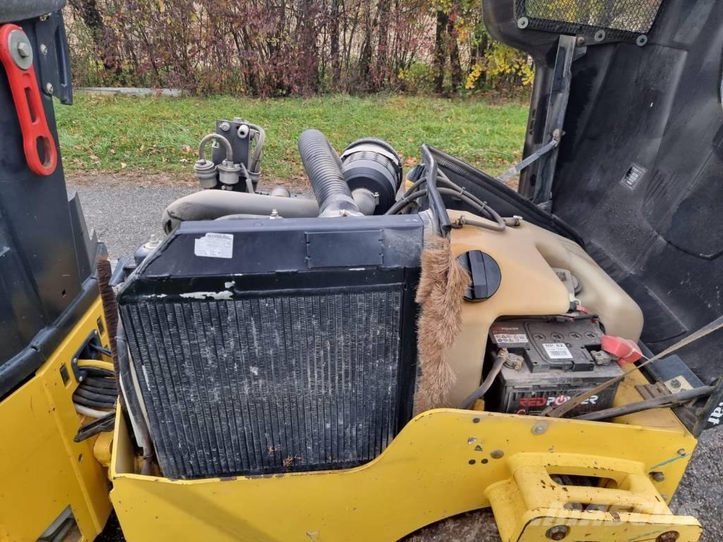 Bomag BW 120 AD-5 Cilindri compactori dubli