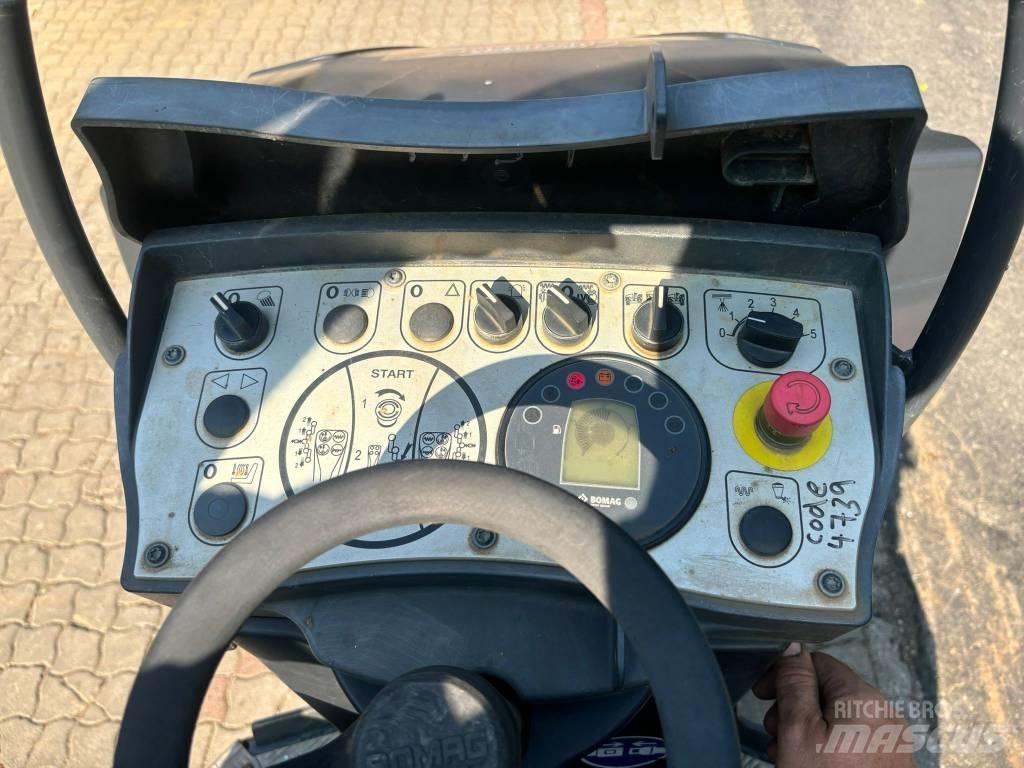 Bomag BW 120 AD-5 Cilindri compactori dubli