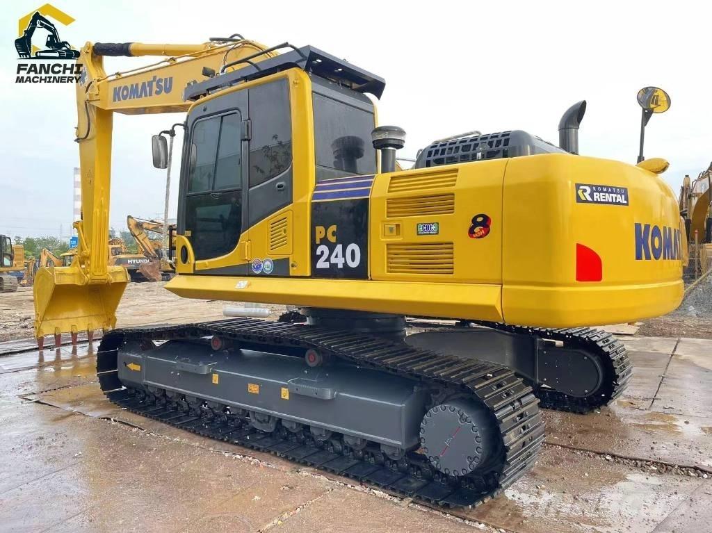 Komatsu PC240 Excavatoare pe șenile
