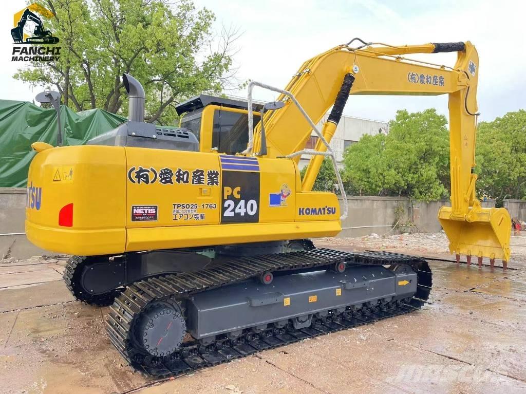 Komatsu PC240 Excavatoare pe șenile
