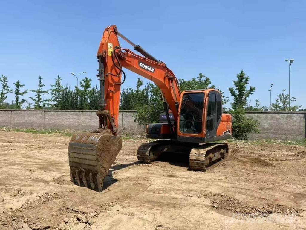Doosan DX 130-9C Excavatoare pe șenile
