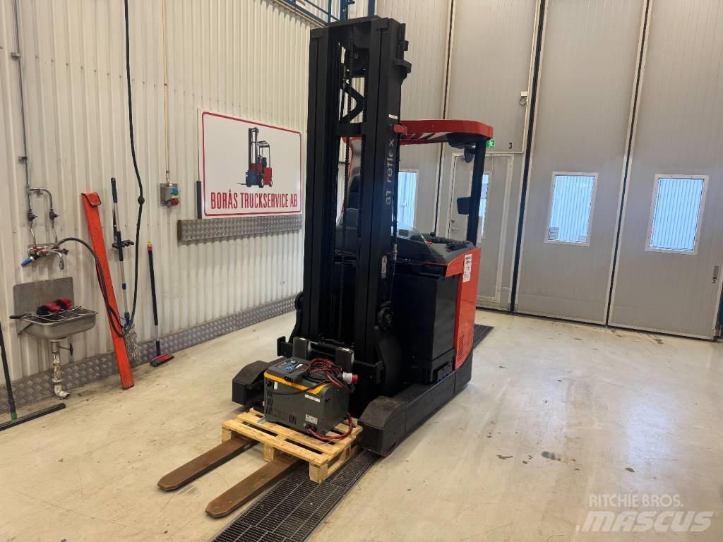 BT Toyota RRE 160 Stivuitor cu catarg retractabil
