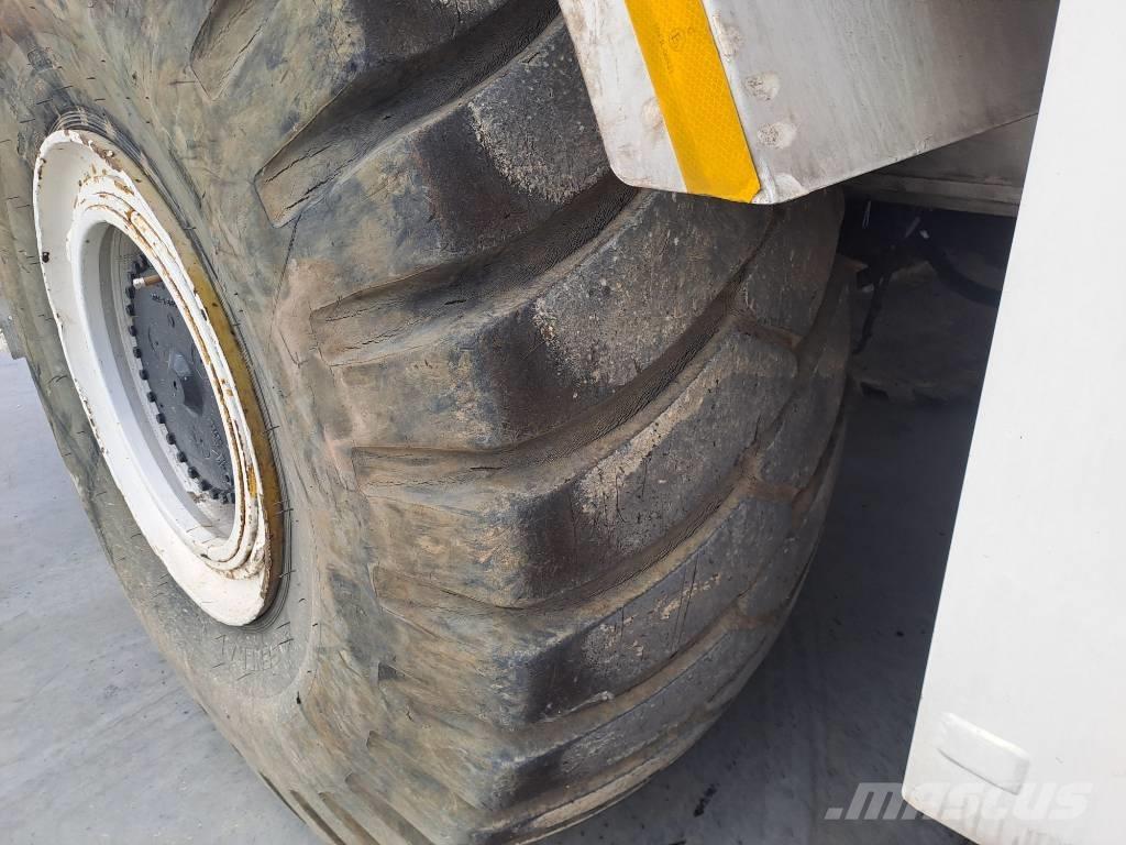 Grove RT890E Macara teren accidentat