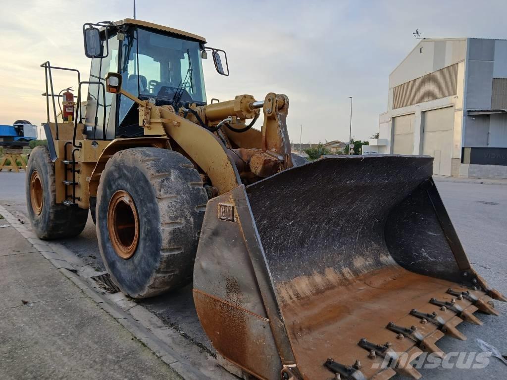 CAT 966 G series II Incarcator pe pneuri