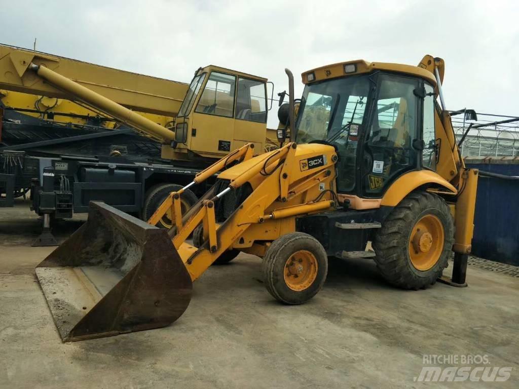 JCB 3CX Buldoexcavatoare