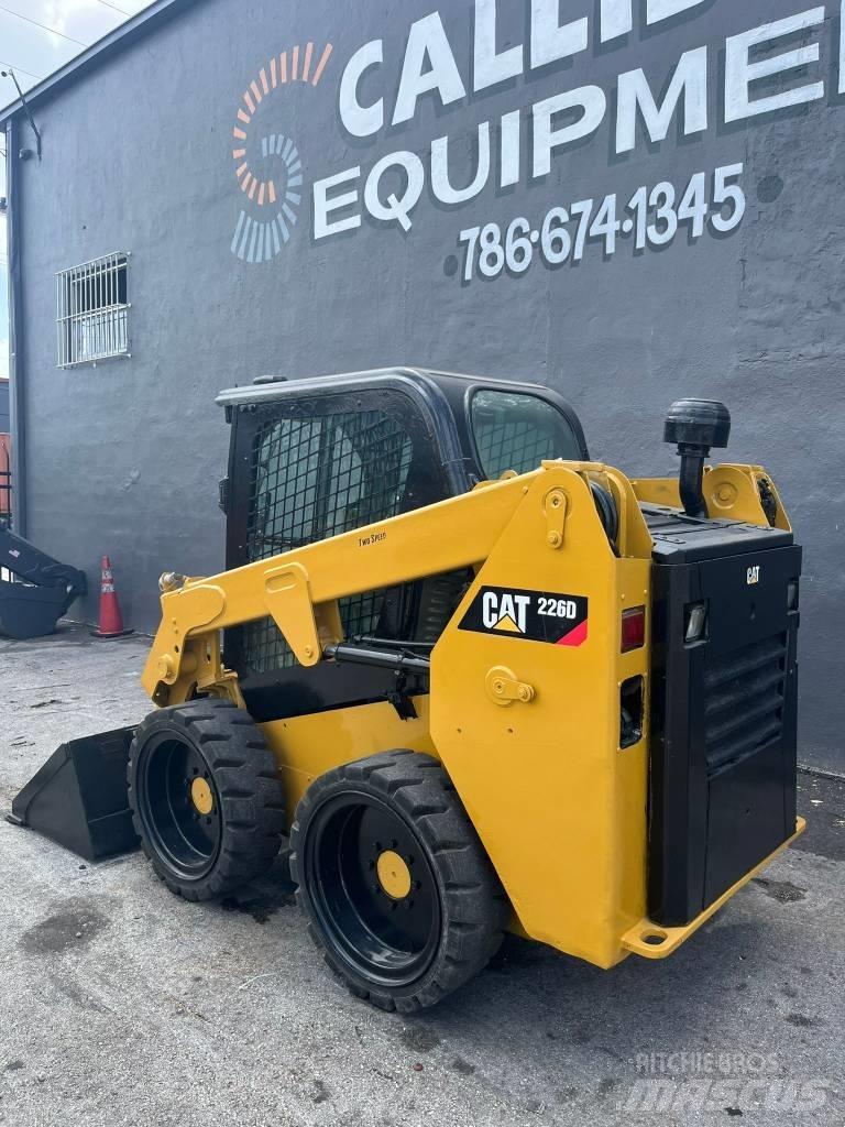 CAT 226 D Mini incarcator