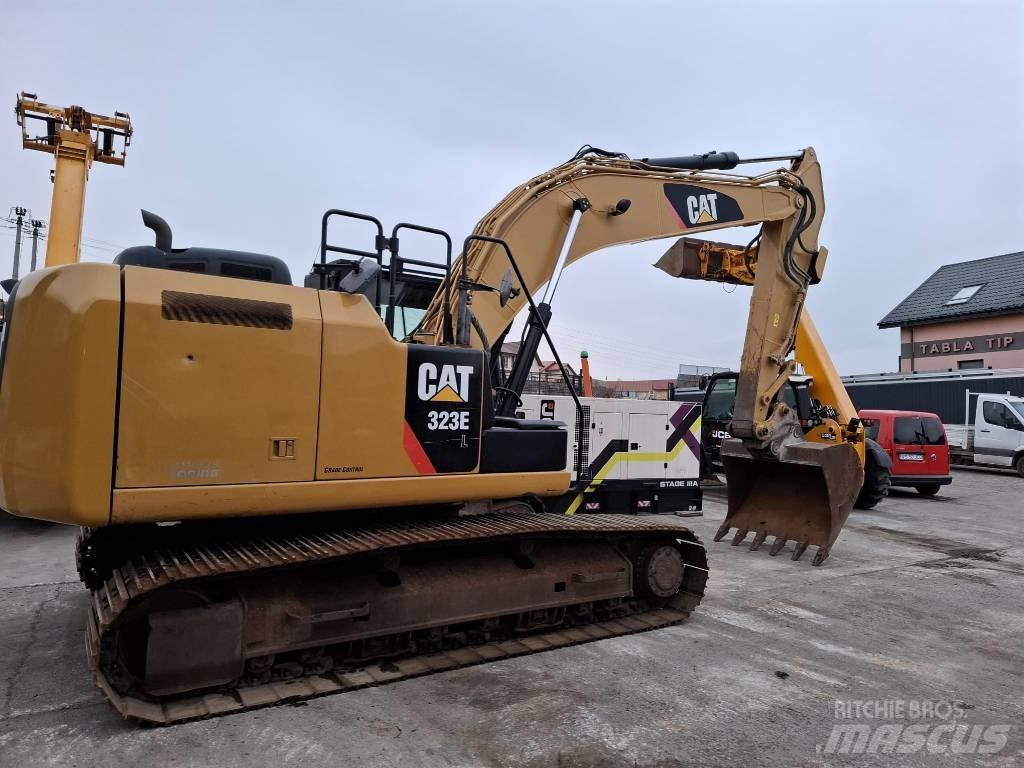 CAT 323 EL Excavatoare pe șenile

