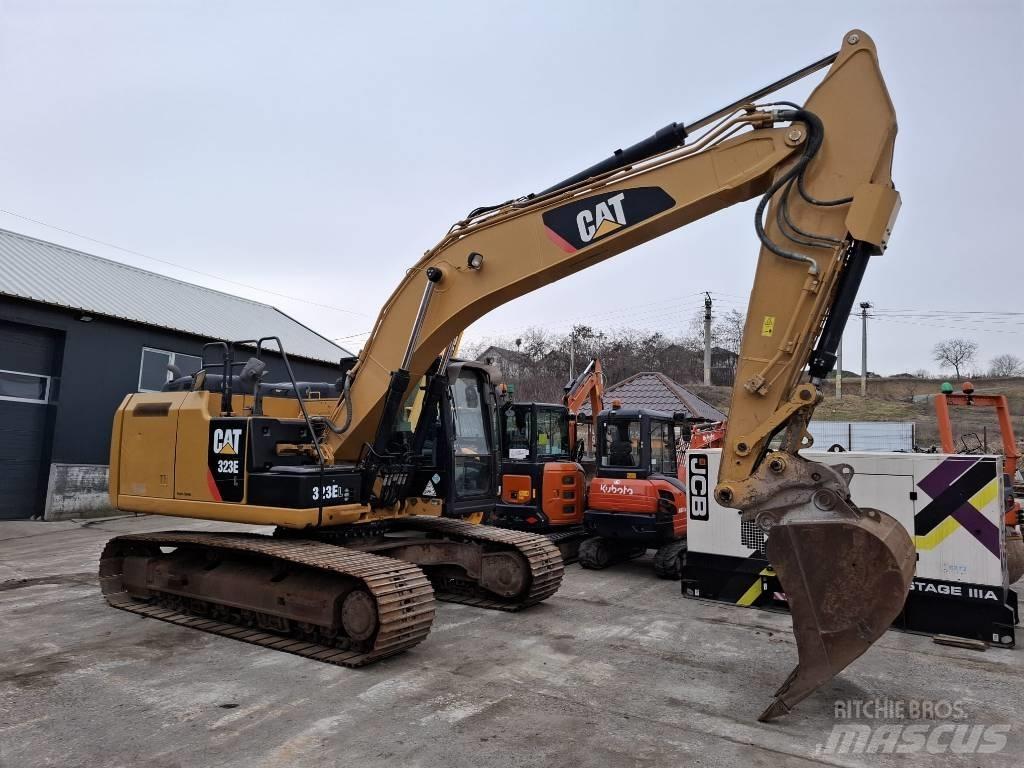 CAT 323 EL Excavatoare pe șenile
