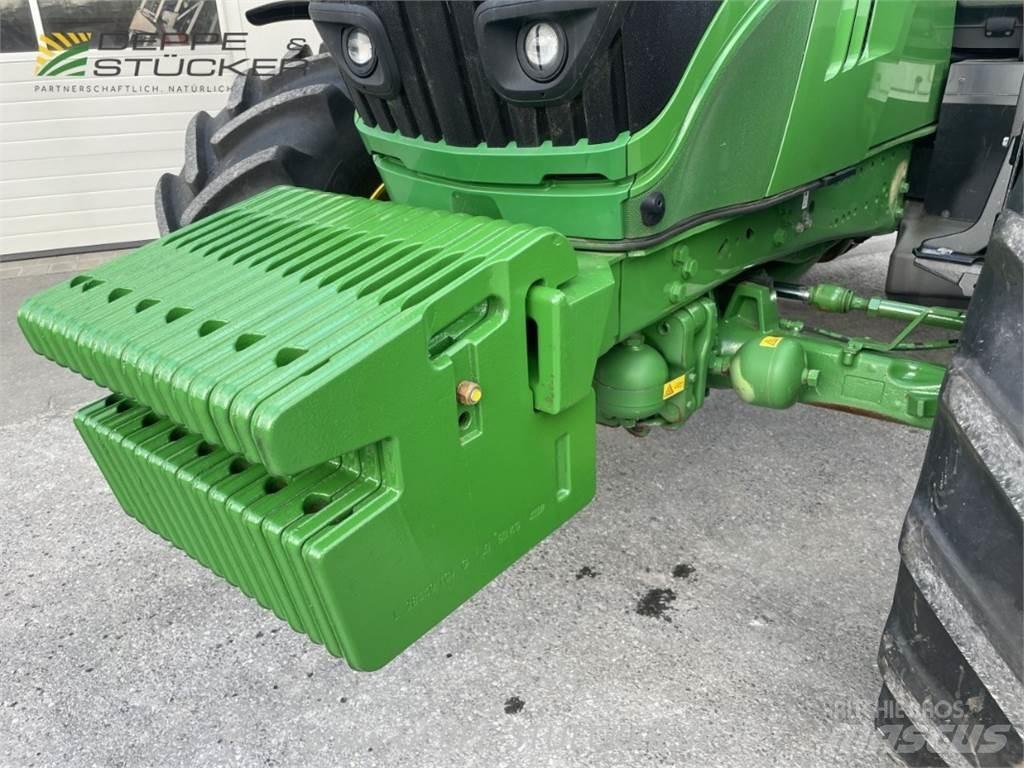 John Deere 6155R Tractoare