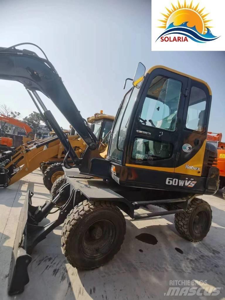 Hyundai R60W vs Mini excavatoare < 7t