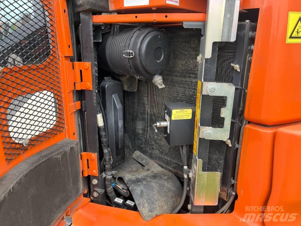Hitachi ZX85USB-5A Excavatoare 7t - 12t