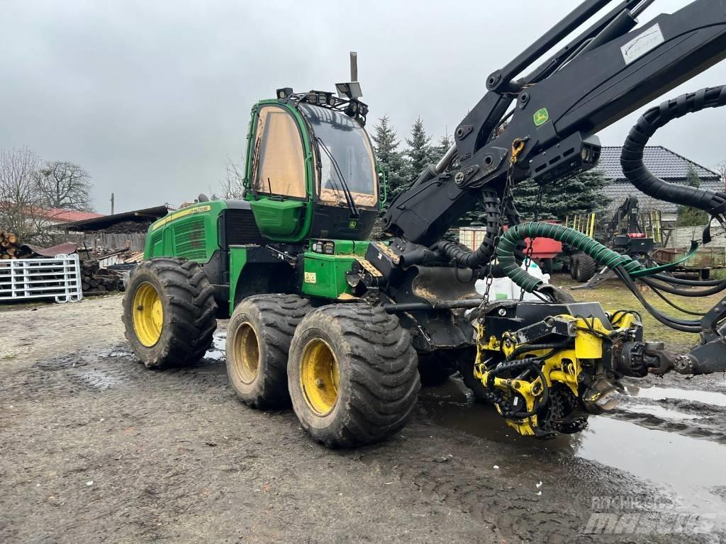 John Deere 1170 E Combine forestiere