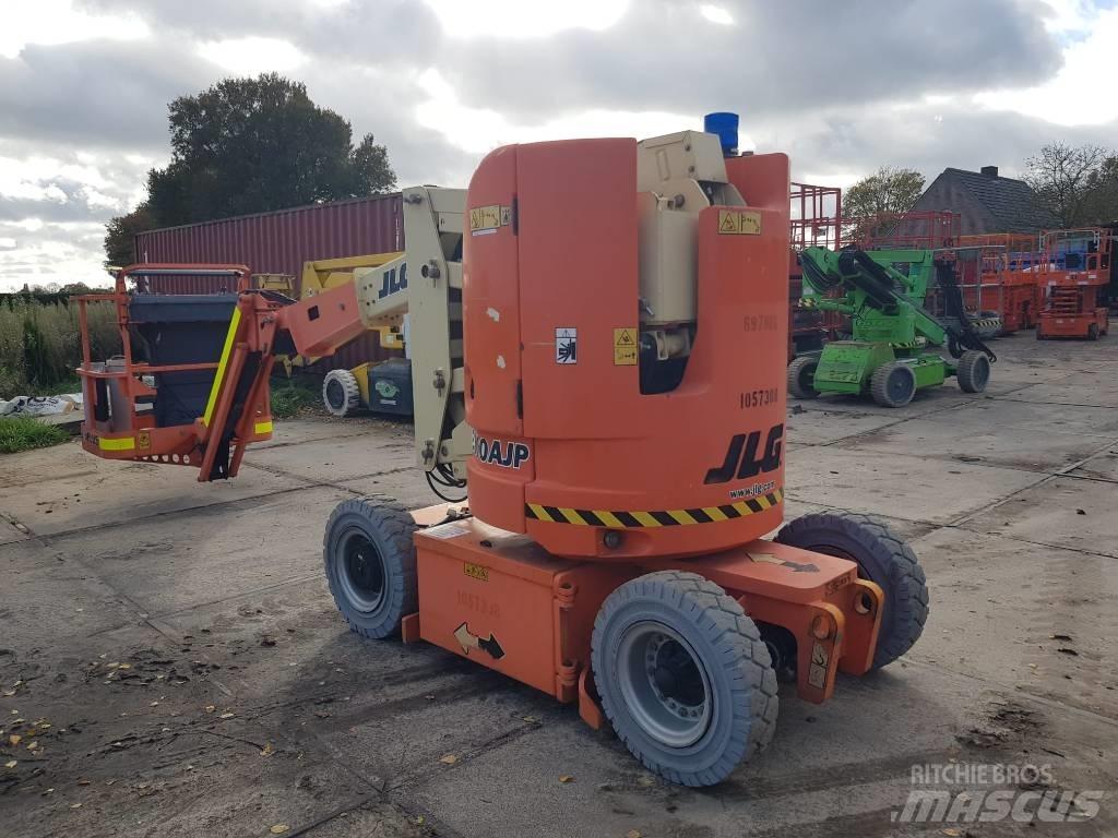JLG E300 AJP Nacele cu brat articulat