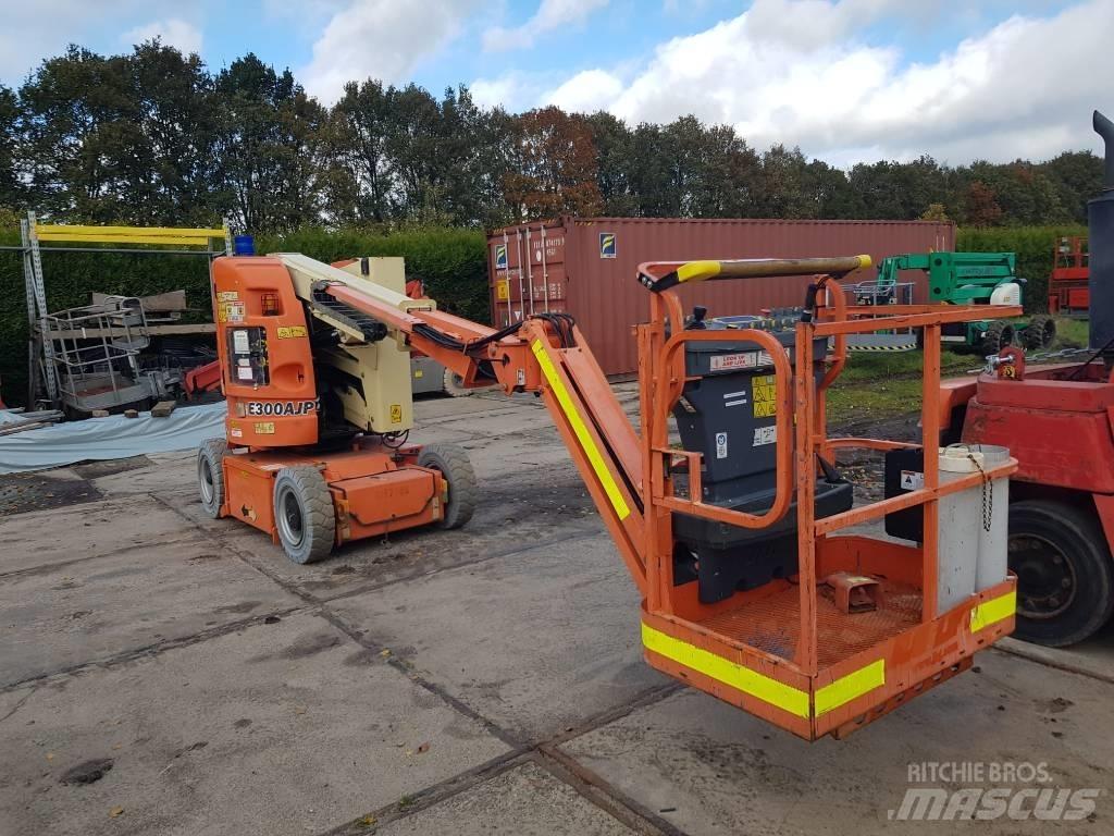 JLG E300 AJP Nacele cu brat articulat