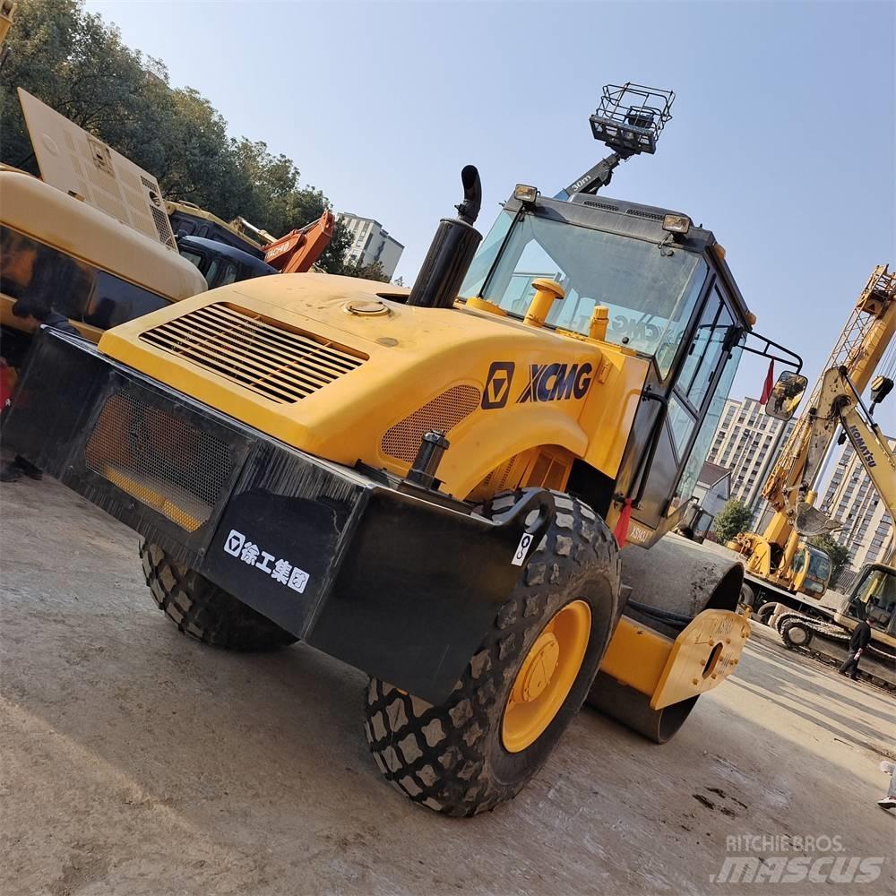 XCMG XS 142 J Compactoare monocilindrice