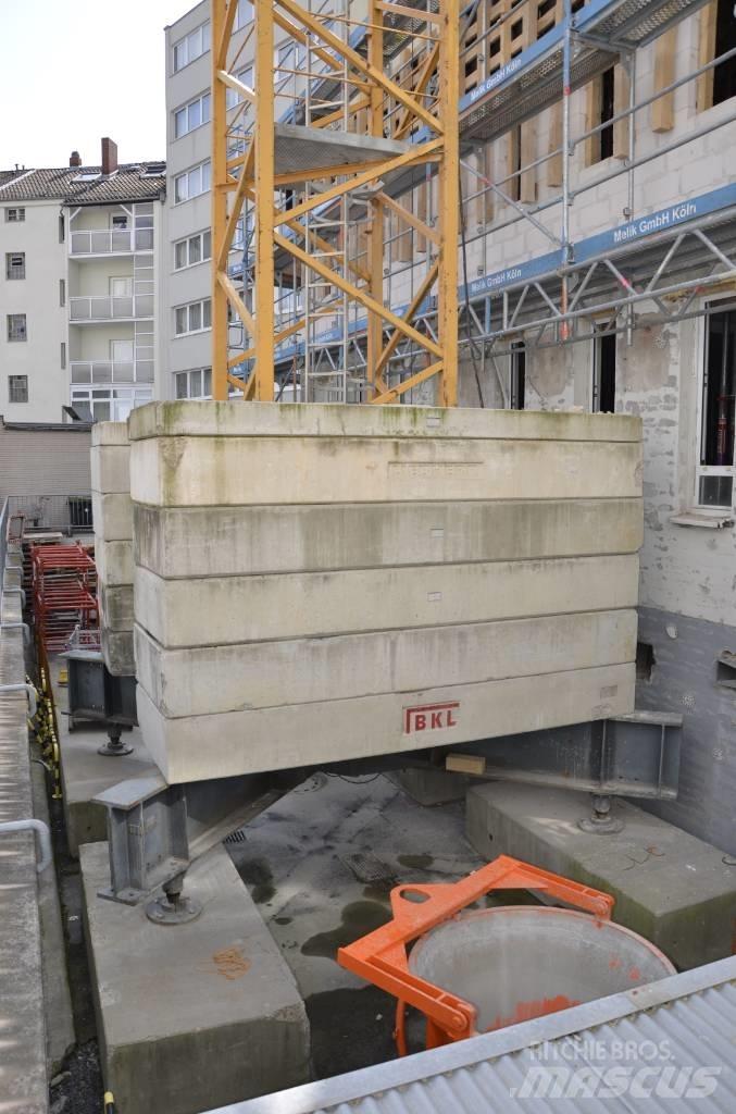 Liebherr 110 EC-B 6 Macarale turn