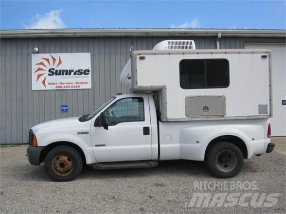 Ford F350 Municipal/vehicul cu uz general