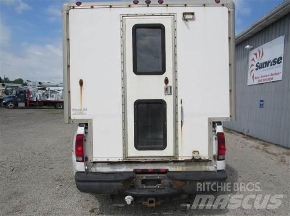 Ford F350 Municipal/vehicul cu uz general