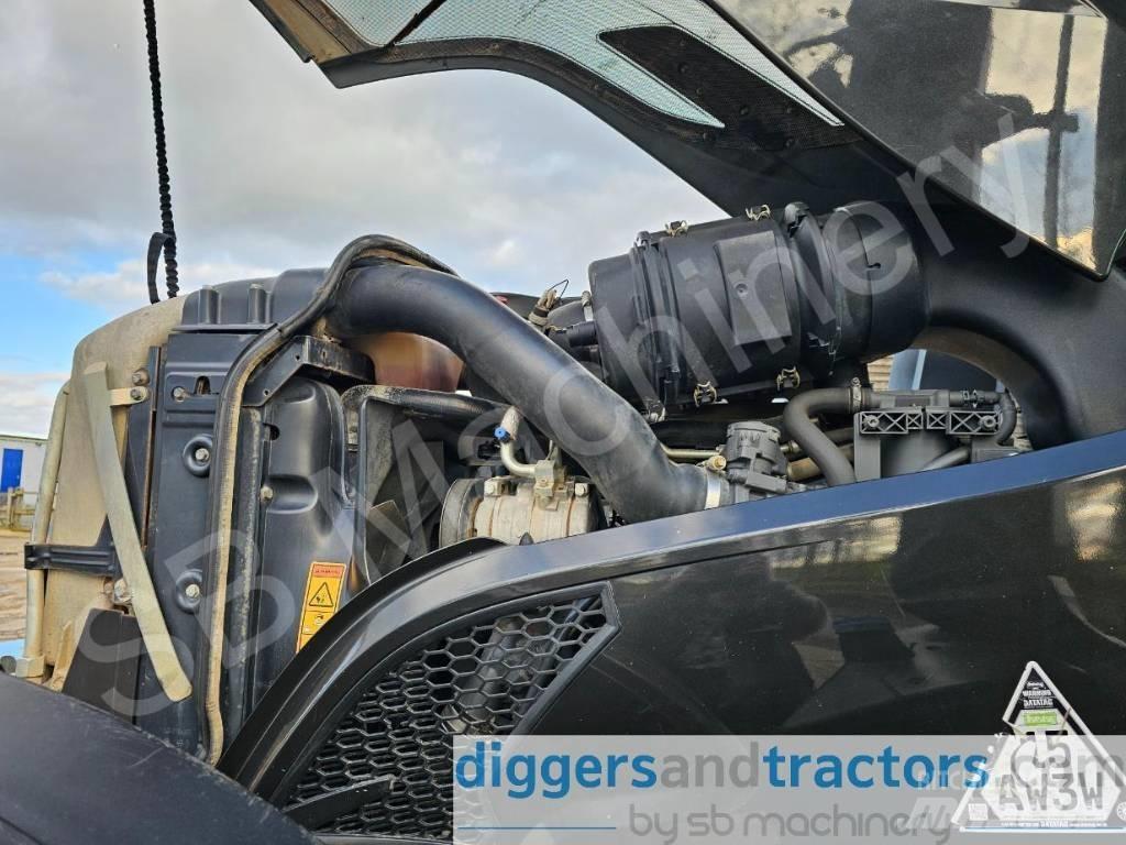 Valtra T 154 Tractoare