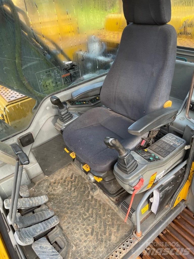 Volvo EC180B Excavatoare pe șenile
