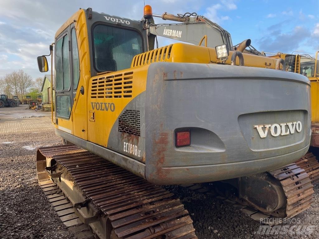 Volvo EC180B Excavatoare pe șenile
