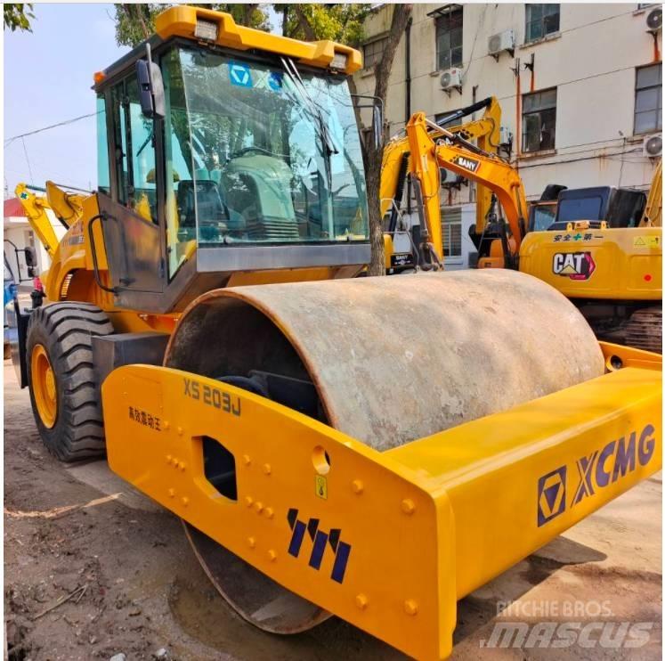 XCMG XS 203 J Compactoare monocilindrice