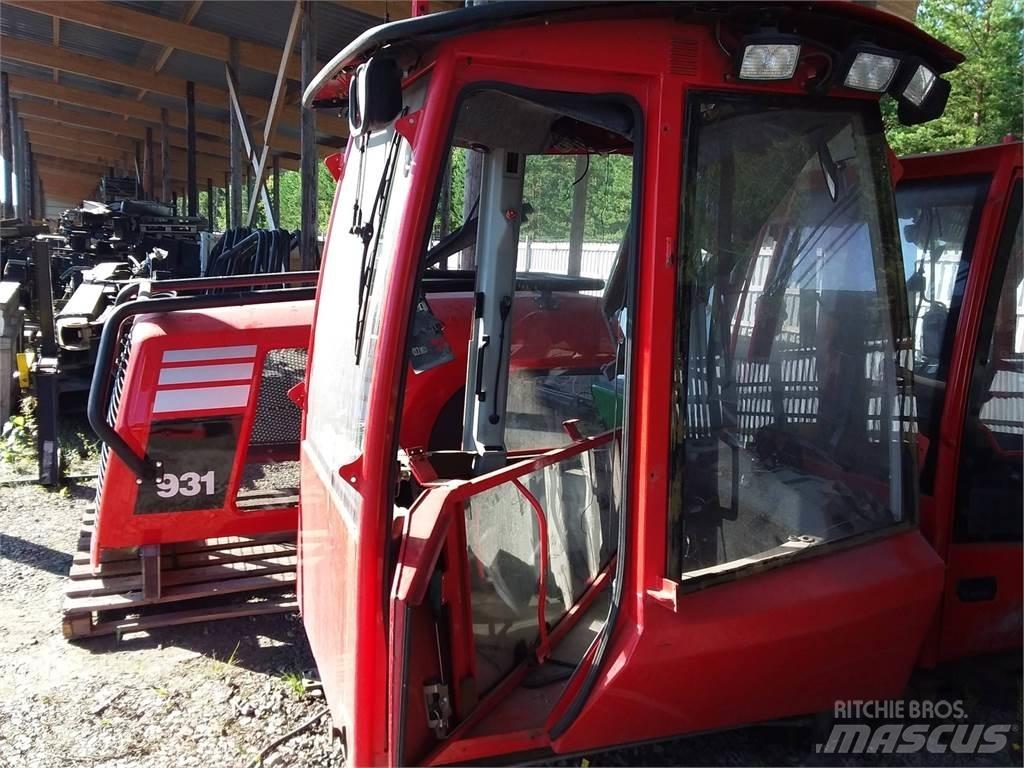 Komatsu 875 Cabine si interior