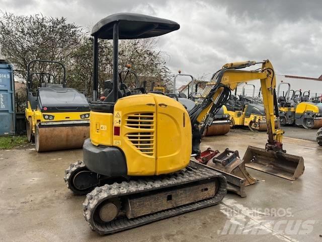 Komatsu PC 26 MR-3 Mini excavatoare < 7t
