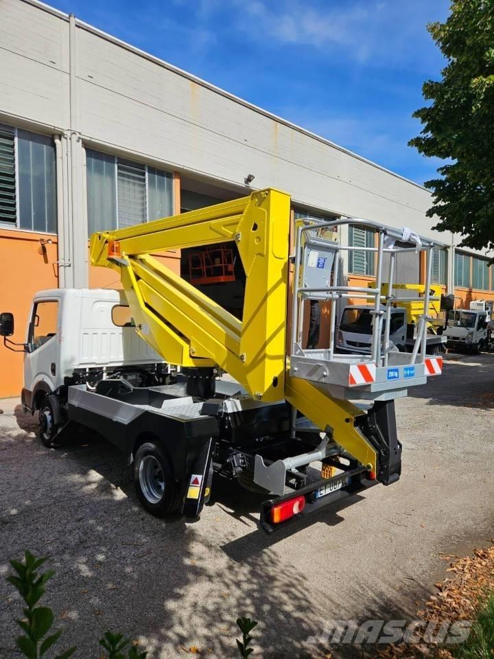 Palfinger P 200 A Platforme aeriene montate pe camion