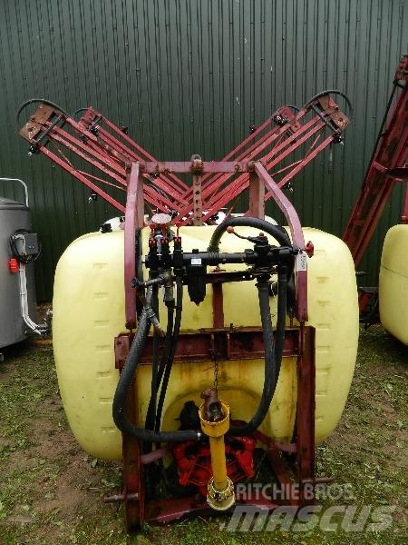 Hardi 800 Tractoare agricole sprayers