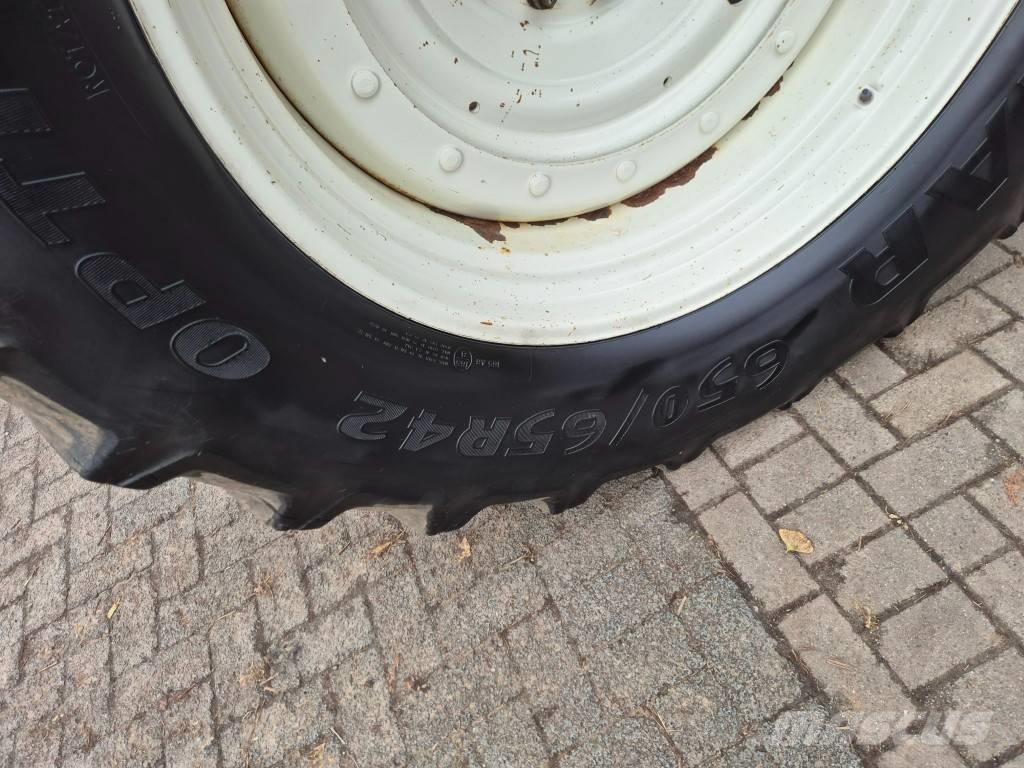 New Holland T 7040 Tractoare