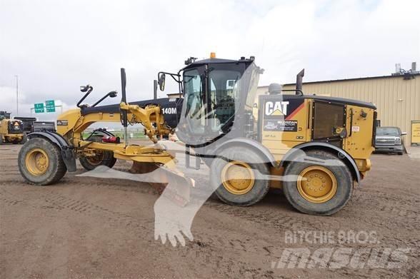CAT 140M Gredere