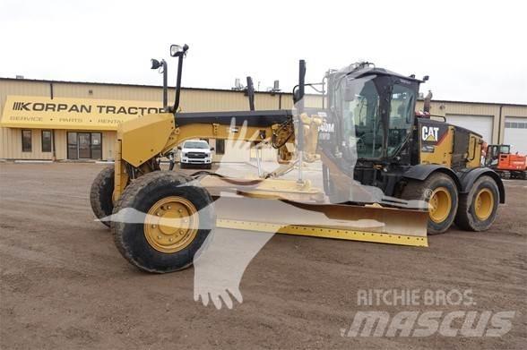 CAT 140M AWD Gredere