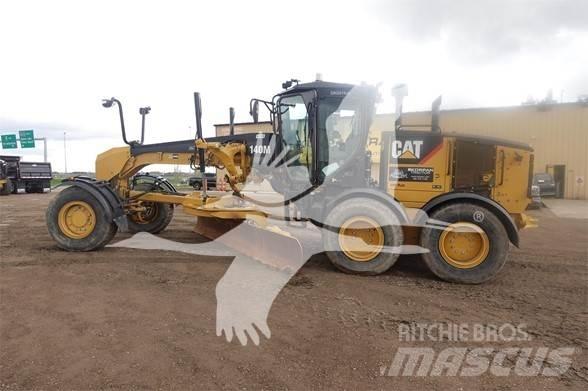 CAT 140M AWD Gredere