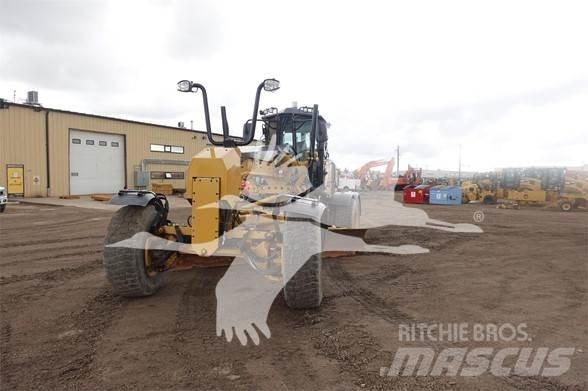 CAT 140M AWD Gredere