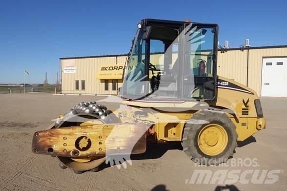 CAT CP-433E Compactoare monocilindrice