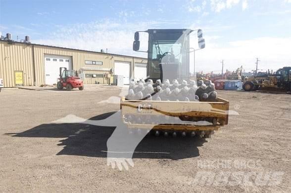 CAT CP54B Compactoare monocilindrice
